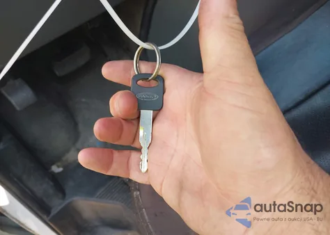 2003 Ford E-150 Commercial из США, поврежденный, VIN 1FTRE14203HB29954